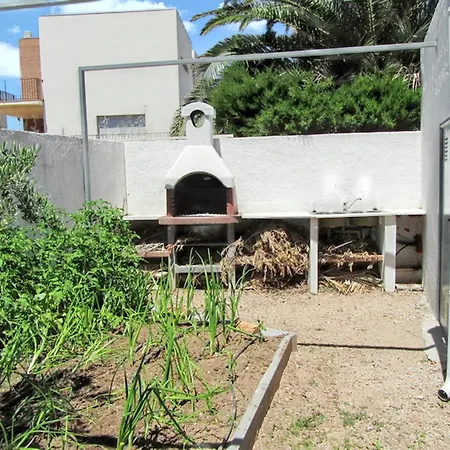 Spacious With Private Pool In Miami Platja Chalet
